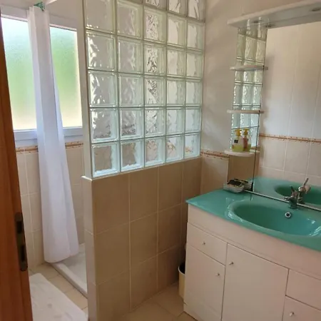 Spacious Saint-Vivien-de-Médoc